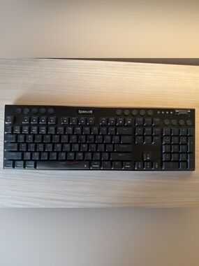Redragon Black Wireless Mechanical Gaming Keyboard K618 RGB-Pro